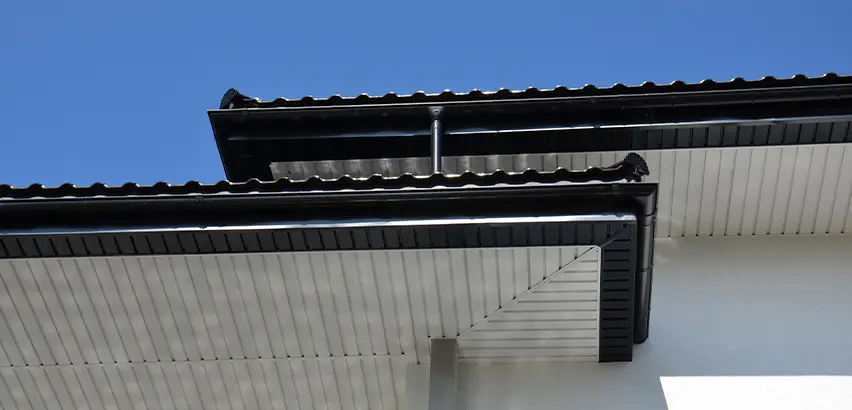 Box Eave Construction in Hanover Park